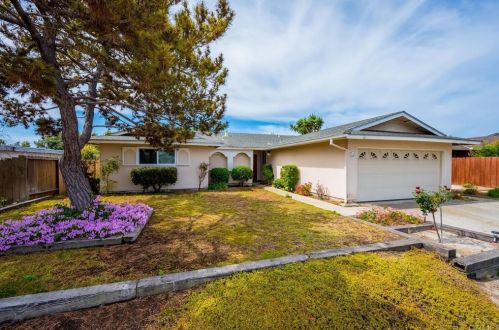 4047 Vista Calaveras St, Oceanside, CA 92056-4607