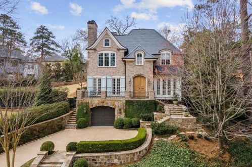 395 Beverly Rd, Atlanta GA  30309-2728 exterior