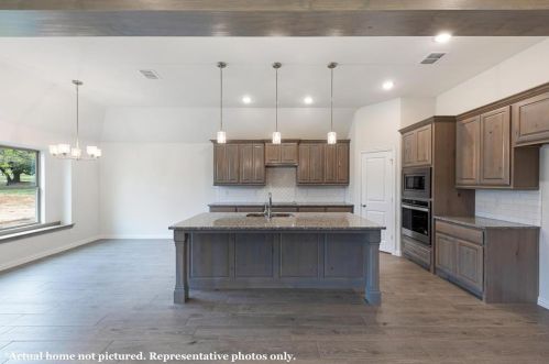 200 Wilson Bend Rd, Millsap, TX 76066-2010