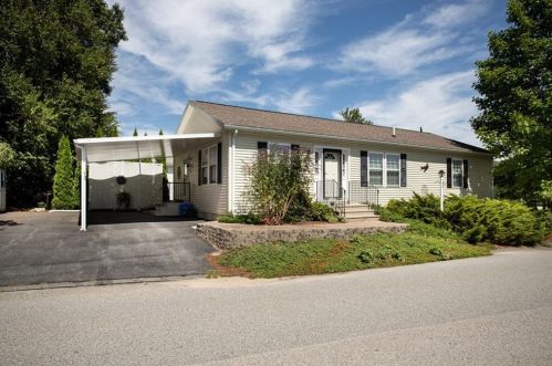206 Songbird Ln, Tiverton, RI 02878-5607