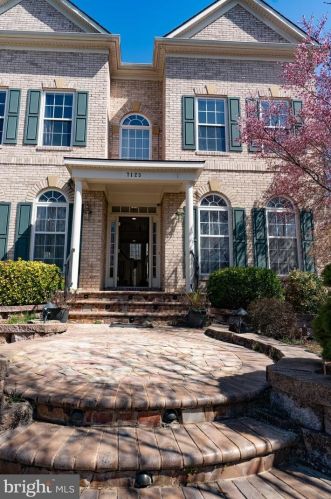 7125 Ayers Mdw Ln, Springfield VA  22150-4915 exterior