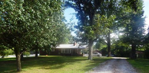 2256 Highway 47, Dickson, TN 37055-2794