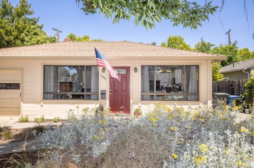 2361 Carmel Dr, Palo Alto, CA 94303-3143