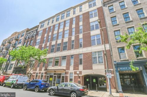 131 Bread St, Philadelphia PA  19106-4601 exterior