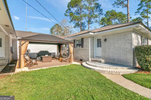 190 Plier St, Baxley, GA 31513-0235