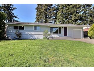 15201 Hawthorne Ct, Portland, OR 97233-3338