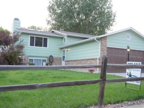 883 Ouray Dr, Loveland, CO 80537-8009