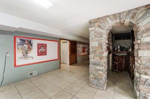 4109 Derr Rd, Springfield OH  45503-1439 exterior