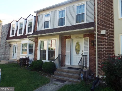12134 Beaverwood Pl, Woodbridge VA  22192-1403 exterior