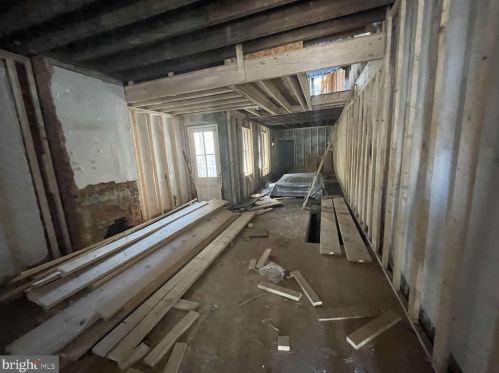 704 42 St, Philadelphia PA 19104-4442 exterior