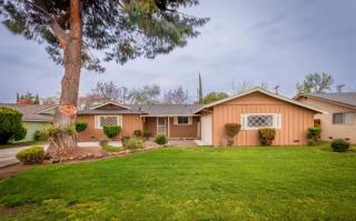 1909 Paul Ave, Madera, CA 93637-4347