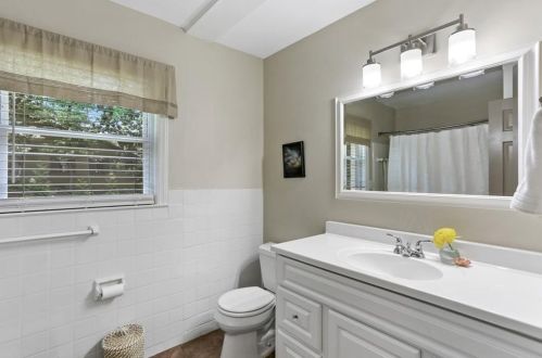 1830 Fernwood Rd, Atlanta GA  30318-2514 exterior