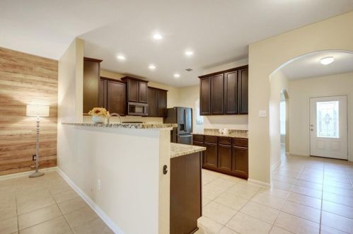 19805 James Mnr St, Webberville TX 78653 exterior