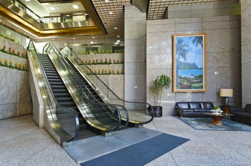 1100 Alakea St, Honolulu HI  96813-2833 exterior