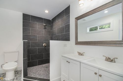 2437 Felker Ward St, Atlanta GA  30318-1872 exterior