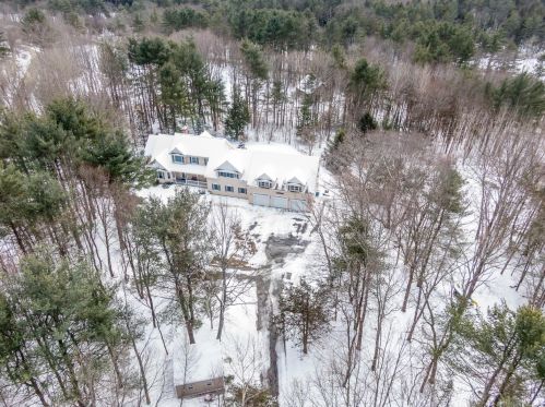 51 Story Hill Rd, Goffstown, NH 03046-4433