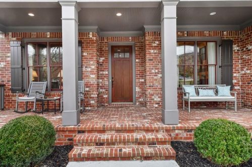1371 Fernwood Cir, Atlanta, GA 30319-3407