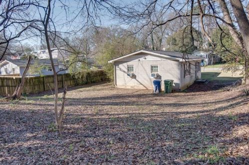 2017 Bixby St, Atlanta GA  30317-2366 exterior