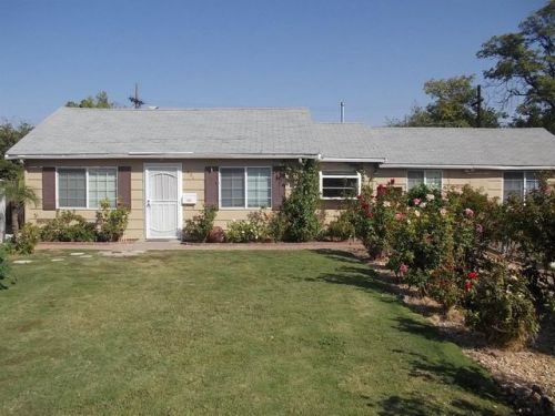 221 8th St, Clovis, CA 93612-1816