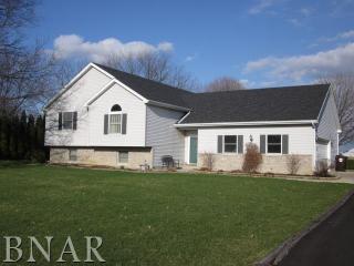 103 Mockingbird Ln, Le Roy, IL 61752-9767