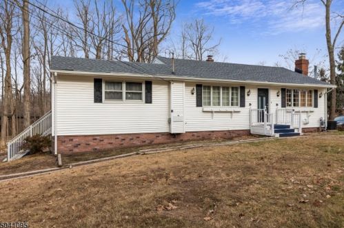 168 Mount Bethel Rd, Warren, NJ 07059-5147