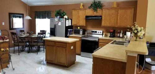 1113 Castle Springs Rd, Fort Worth TX  76134-4933 exterior