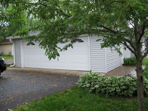 3101 Cornell Rd, Waukegan, IL 60087-2248
