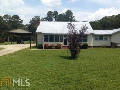 74 North Dr, Armuchee, GA 30105-2180