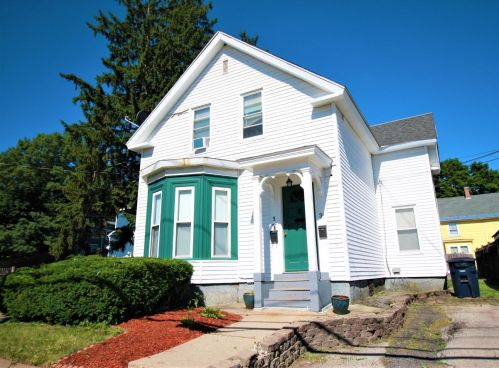 3 Fairmount St, Nashua, NH 03064-2522
