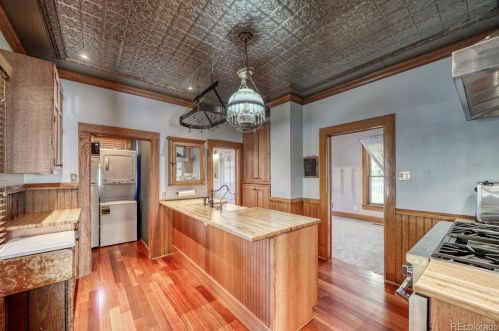 146 5th St, Salida CO  81201-2402 exterior