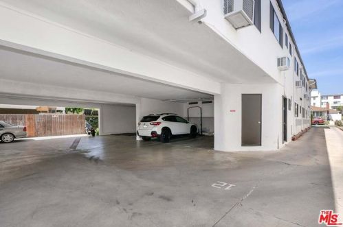 1422 Maple St, Glendale CA  91205-2737 exterior