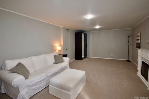 7372 Spruce St, Englewood CO 80112-1752 exterior