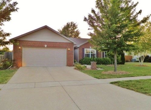 701 Bergamot St, Savoy, IL 61874-7407