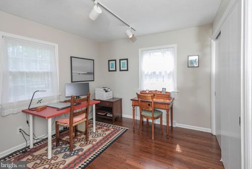 23 Honeybrook Dr, Princeton NJ  08540-7408 exterior