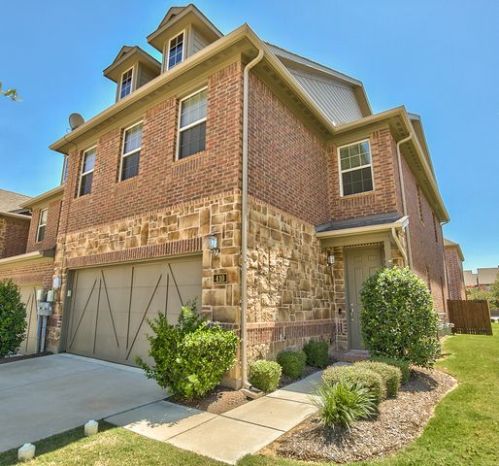 410 Teague Dr, Lewisville, TX 75067-6722