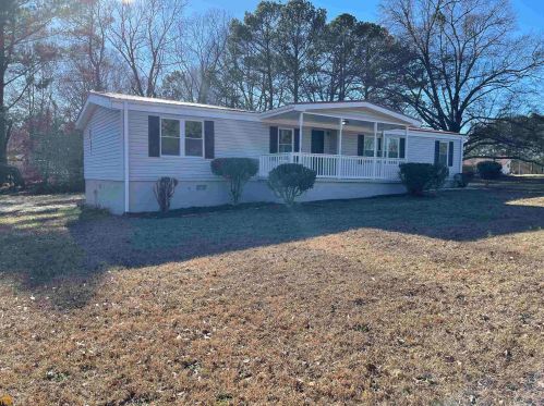 40 Watts Rd, Porterdale, GA 30016-7307