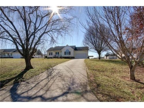 131 Tranquility Ln, Countyline, NC 28634-9349