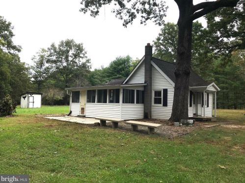 10488 Hook Rd, Rapidan, VA 22733-8918