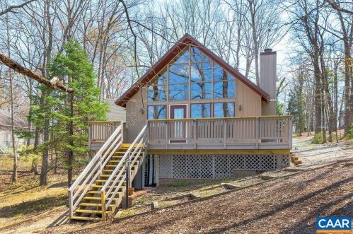 46 Forest Dr, Bybee, VA 22963-2122