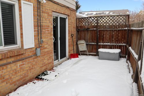 9756 Orangewood Dr, Denver CO  80260-5960 exterior