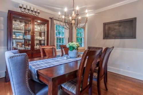 3103 Dl Dr, Atlanta GA  30305-2722 exterior