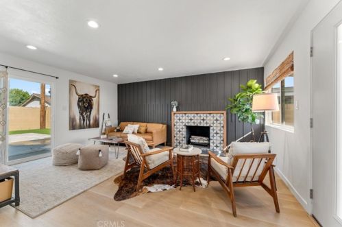 2105 Alden Ave, Anaheim CA  92806-4502 exterior