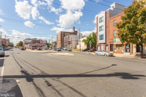 2534 Amber St, Philadelphia PA  19125-1738 exterior