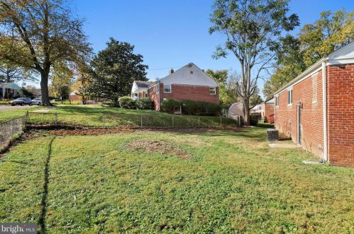 1515 Oakview Dr, Silver Spring MD 20903-2243 exterior