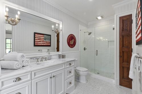 2860 Habersham Rd, Atlanta GA  30305-2959 exterior