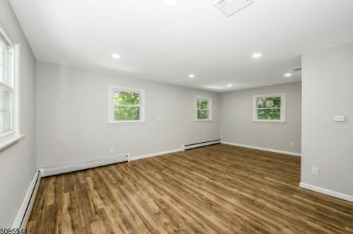 32 Stansfield Pl, Paterson NJ  07508-1672 exterior