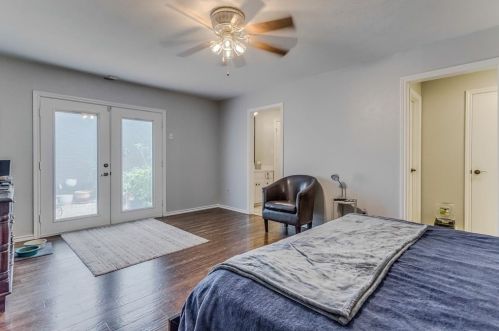 2820 Cliffbrook Dr, Carrollton TX 75007-5709 exterior