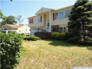 35 Pine Needle St, Wall Township, NJ 07731-2647