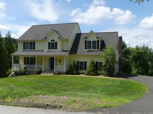 156 Kelsey St, Middletown, CT 06457-5129