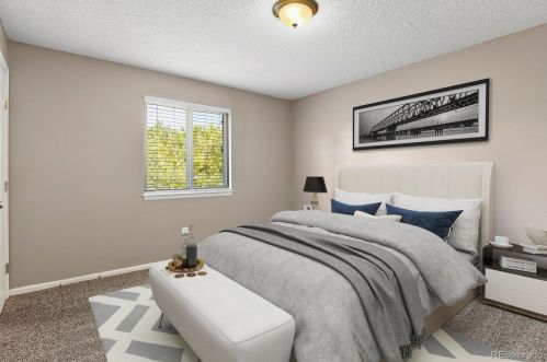 18985 Mercer Dr, Denver CO  80013-3672 exterior